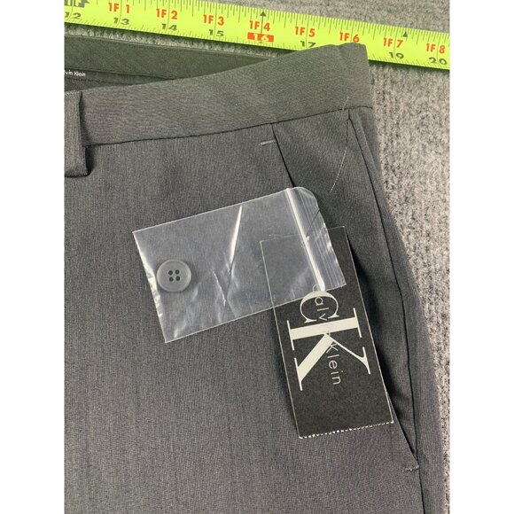 CALVIN KLEIN Mens Flat Front Regular Straight Dress Pants Size 36x30 Gray NWT - Picture 3 of 8